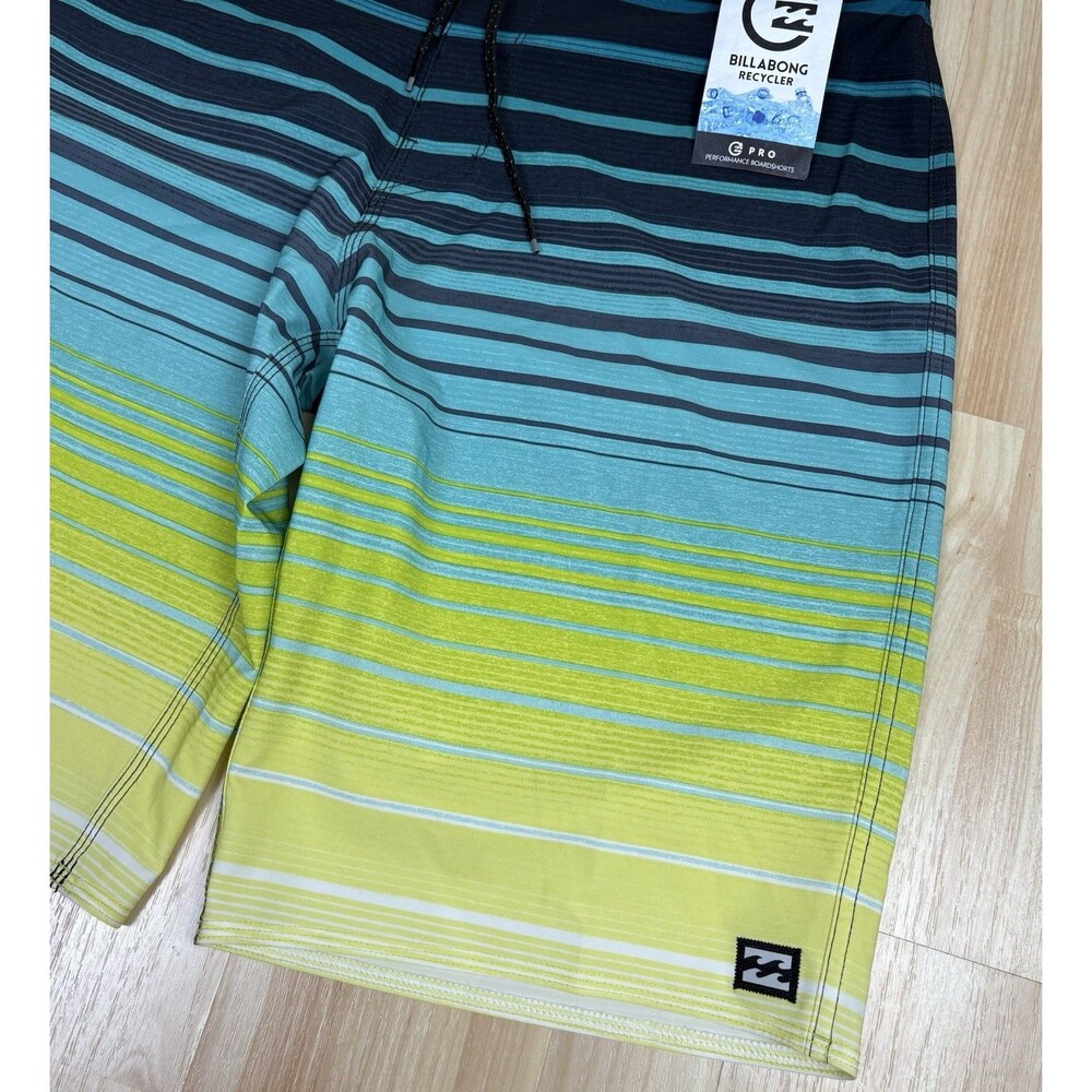 Men’s Billabong Board Shorts / Swim Trunks / New With Tags / Size 30 / - Picture 3 of 7